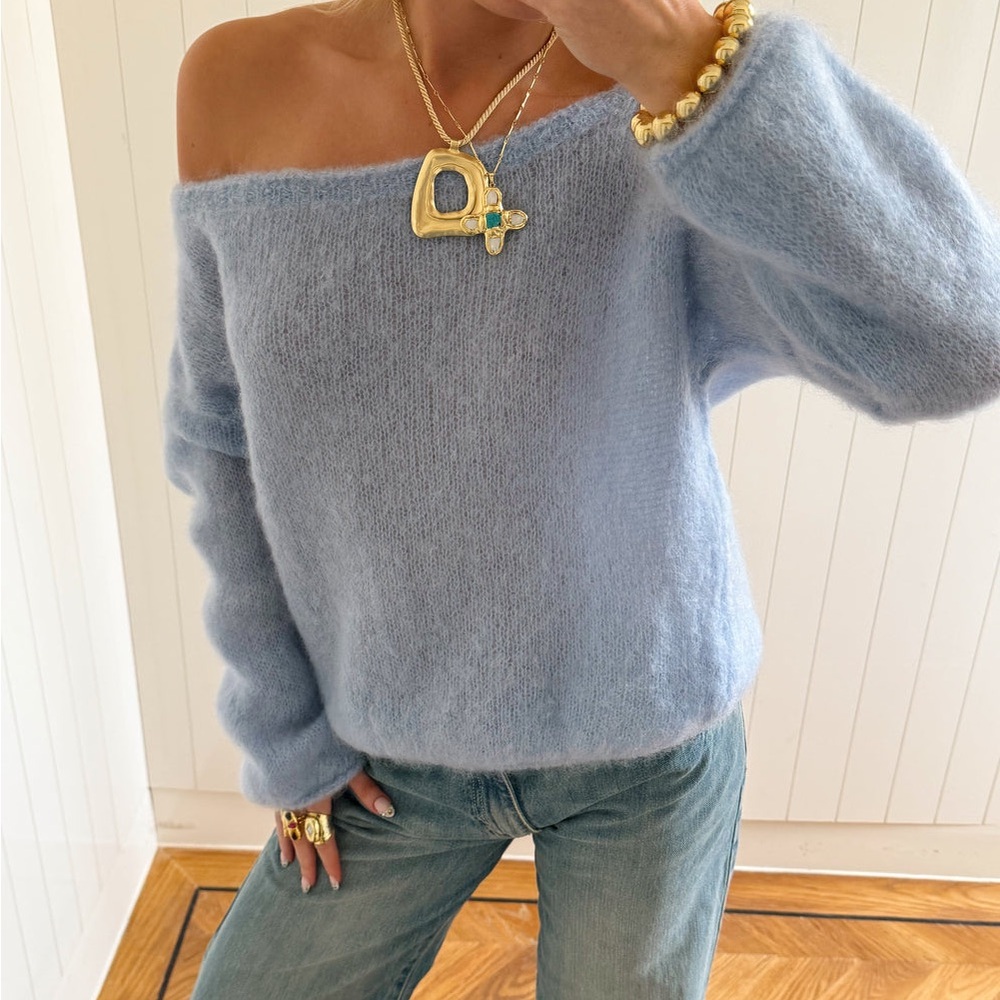 DesignBy Si for Scandivv Fluffy Baby Blue Knit